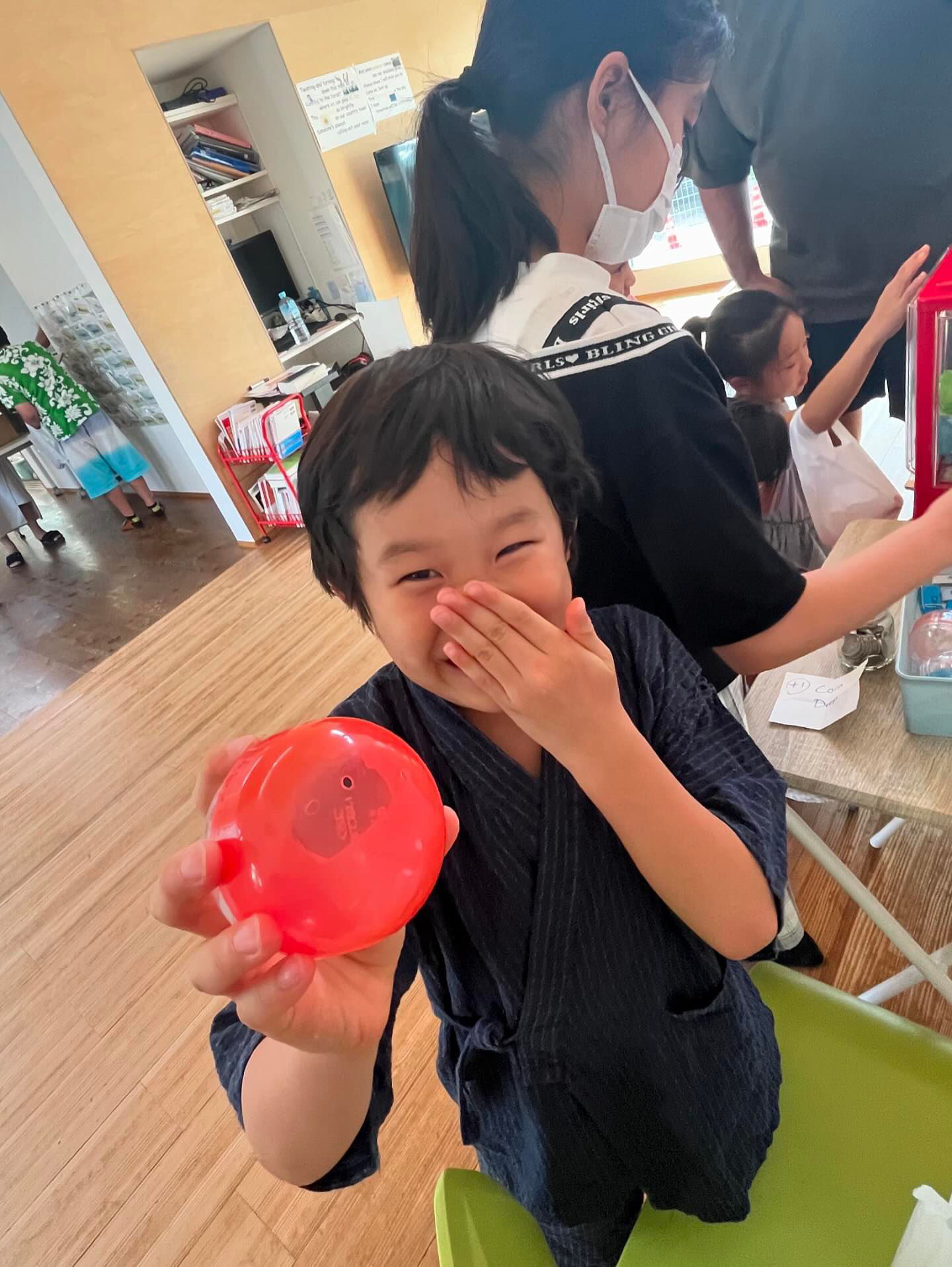 095651FF-6C97-4291-9D36-8B0C8872F808