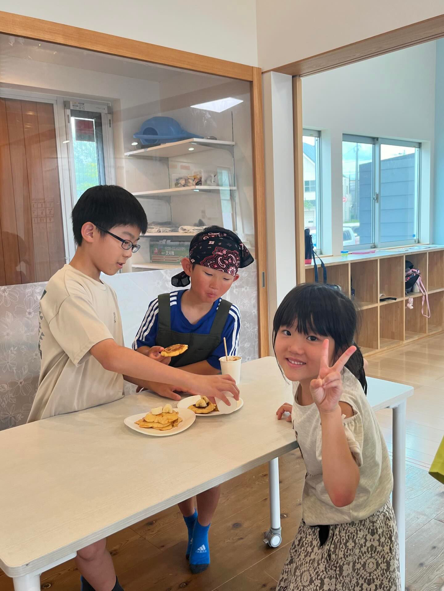 0FCDE0D2-8A77-4F3D-8A19-51358042F11D