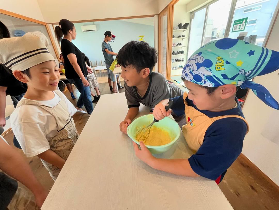 2A8141B4-EAF0-44C6-A114-834A578F4F41