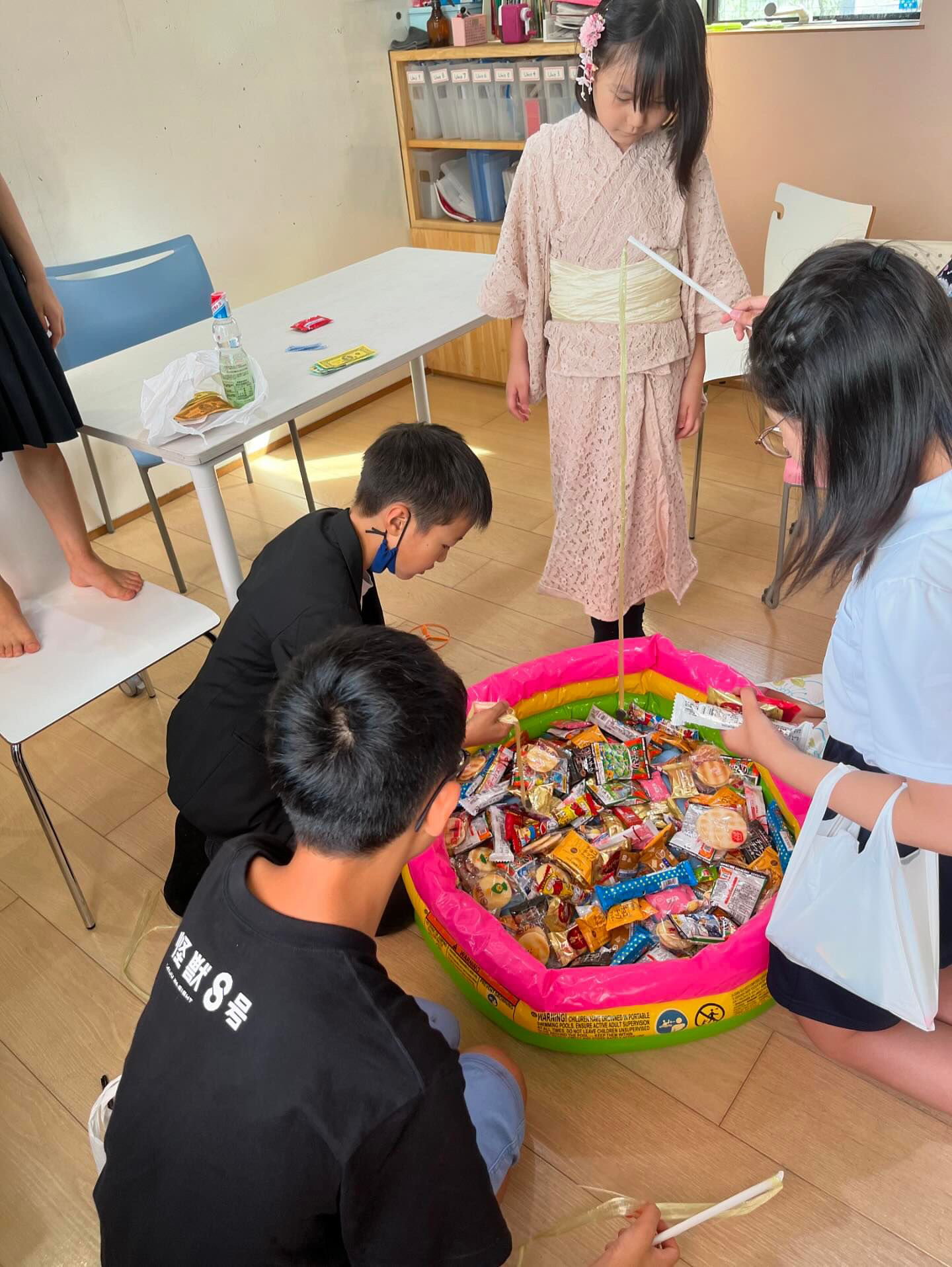 2D8489FD-F5C4-4F4A-8D16-0D4B5F3D2DB8