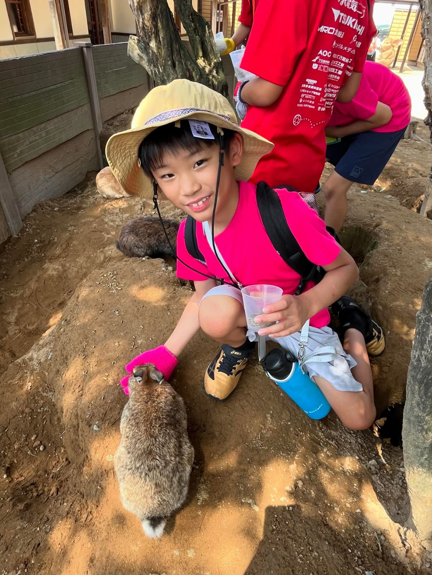 3BB8DE6B-CA91-485B-8A7D-F092FBE262BC