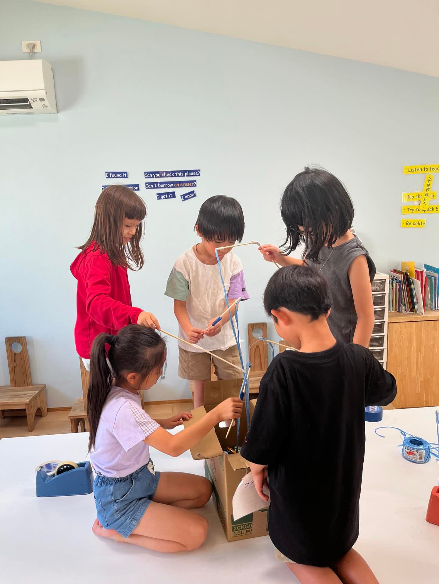 53211899-C93B-408D-9E19-04144FE52705