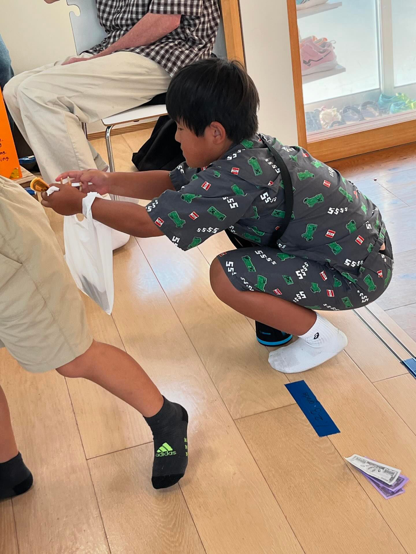 A98382C6-44D6-4E8A-909B-98E8AD666EC8