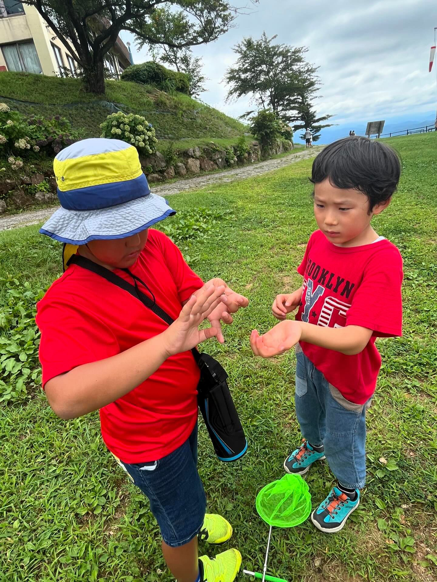 DD5E2CCD-3C28-441D-B678-7D15880F0870