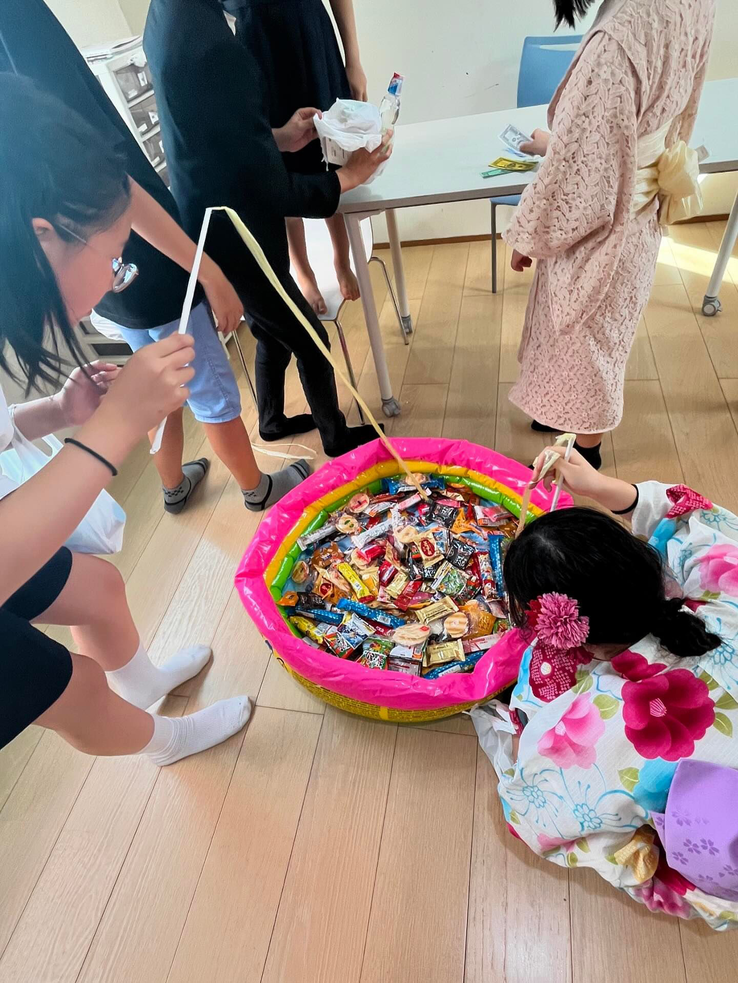 EDAFE65B-5E33-4120-A7DA-A2DC1514D625