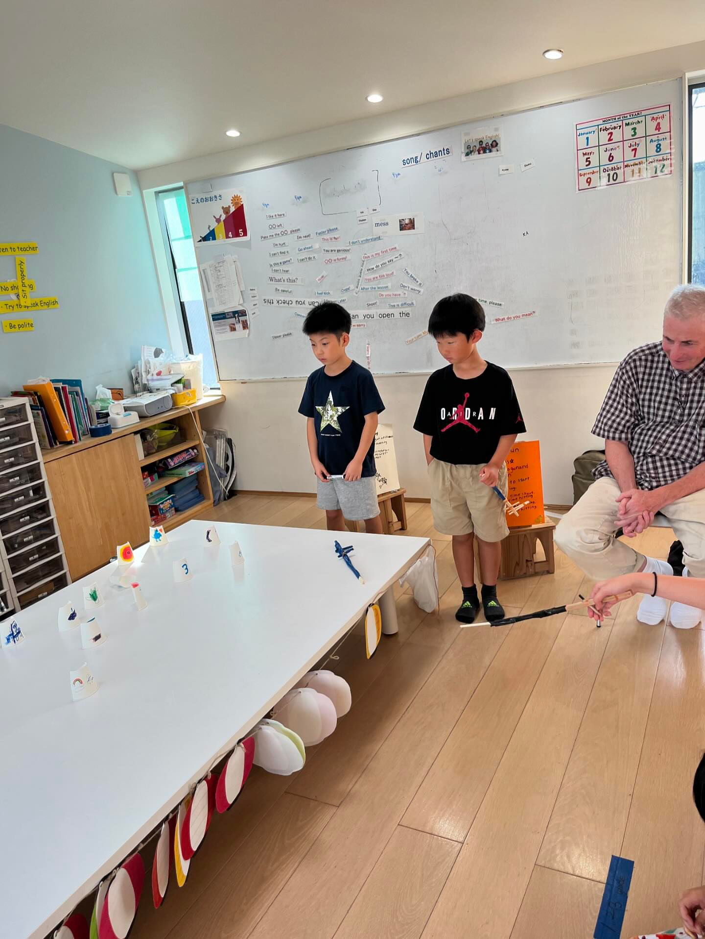 FF03B190-2406-4B11-816B-6905C0574DAB